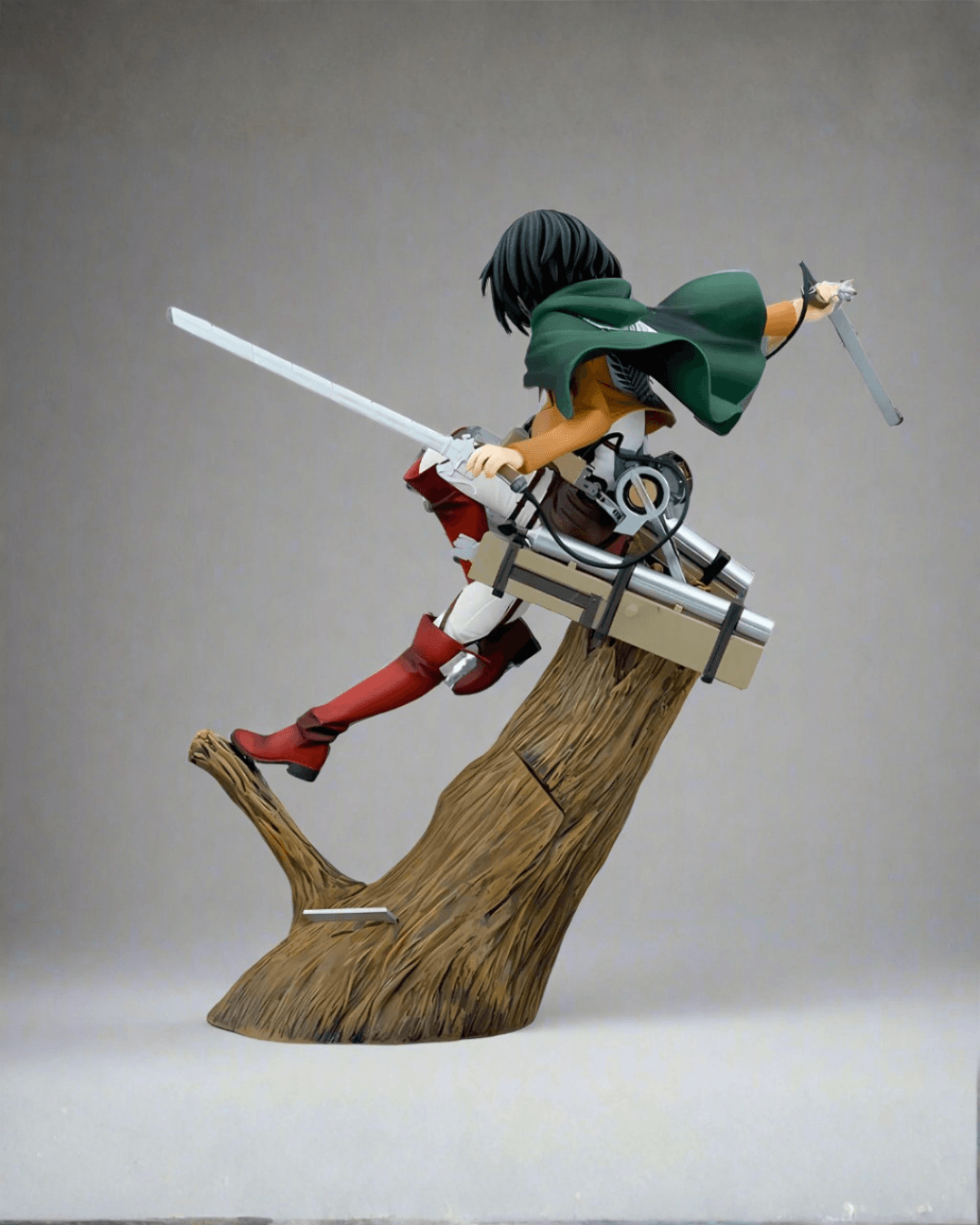 Figurine d'anime Attack On Titans Blade of Freedom Mikasa Ackerman 35 cm (14") Statue en PVC