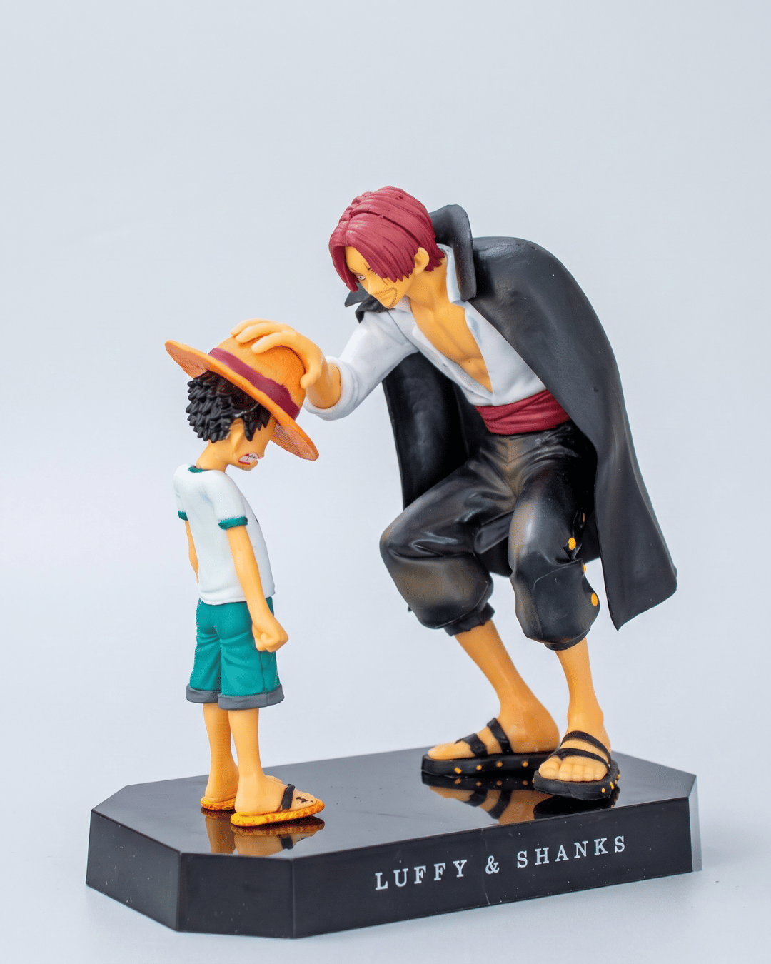 One Piece Anime Figure Shanks and Young Luffy Pirate’s Legacy 18cm (7.1") Collector Statue