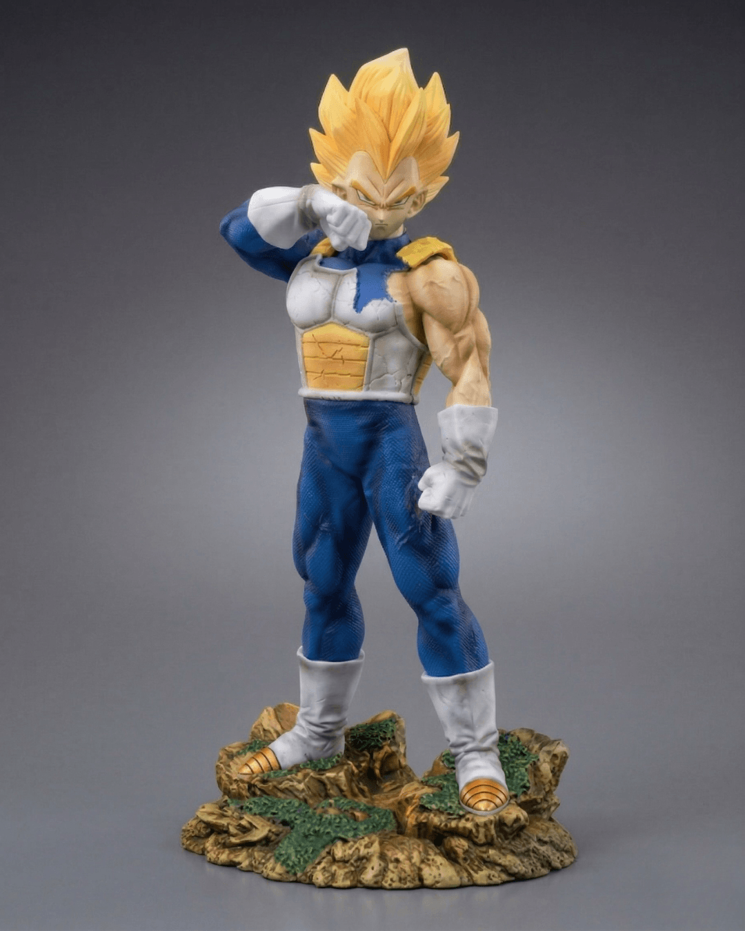 Dragon Ball Anime Figure Saiyan Warrior Vegeta 28cm (11") Collector Statue