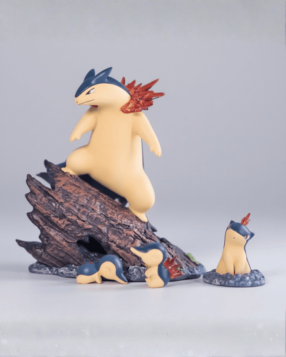 Pokemon Anime Figure Blaze Warden Typhlosion 13cm (5") Collector Statue
