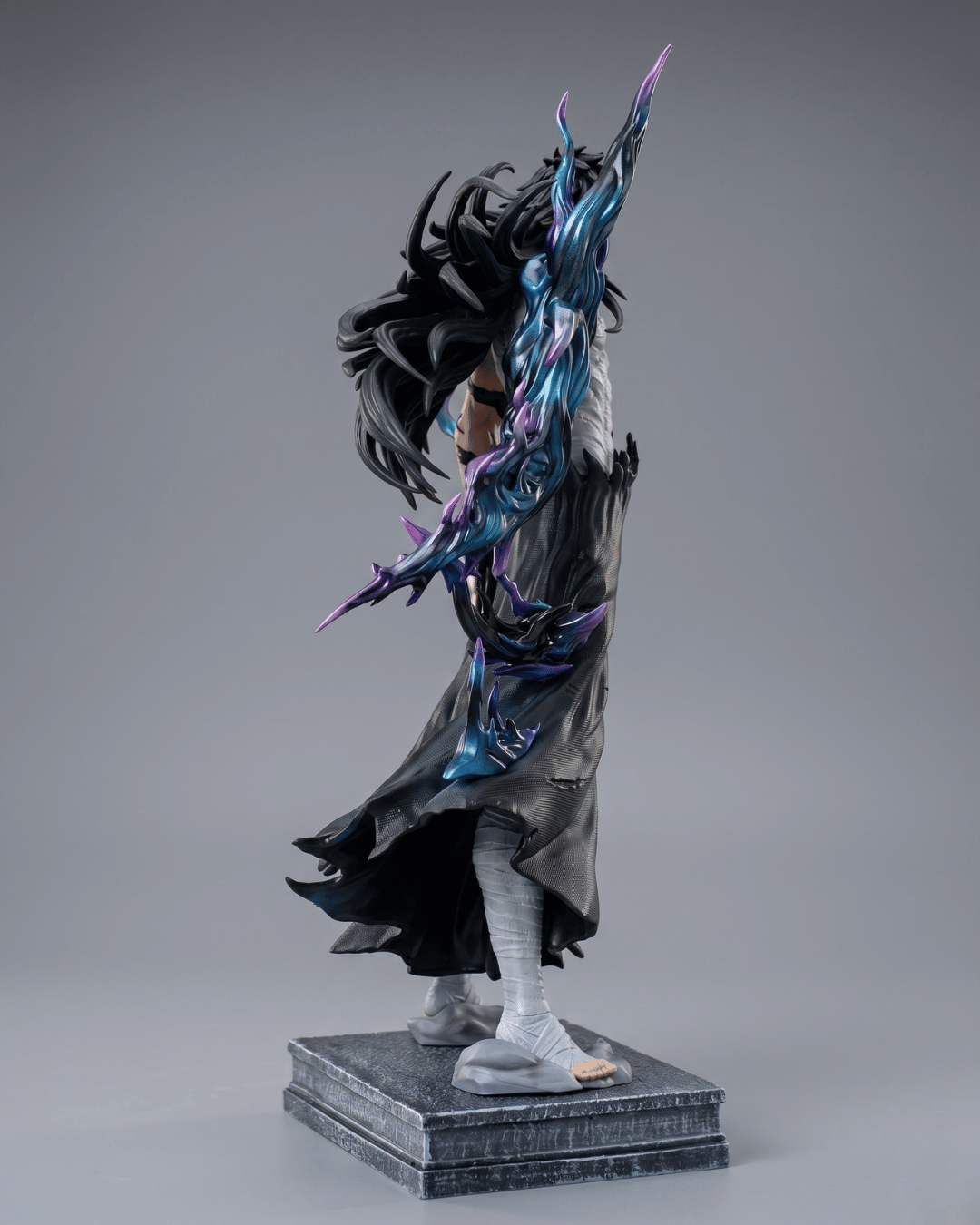 Bleach Anime Figure Ichigo Kurosaki: Darkness Unleashed 35cm (13.9") Collector Statue