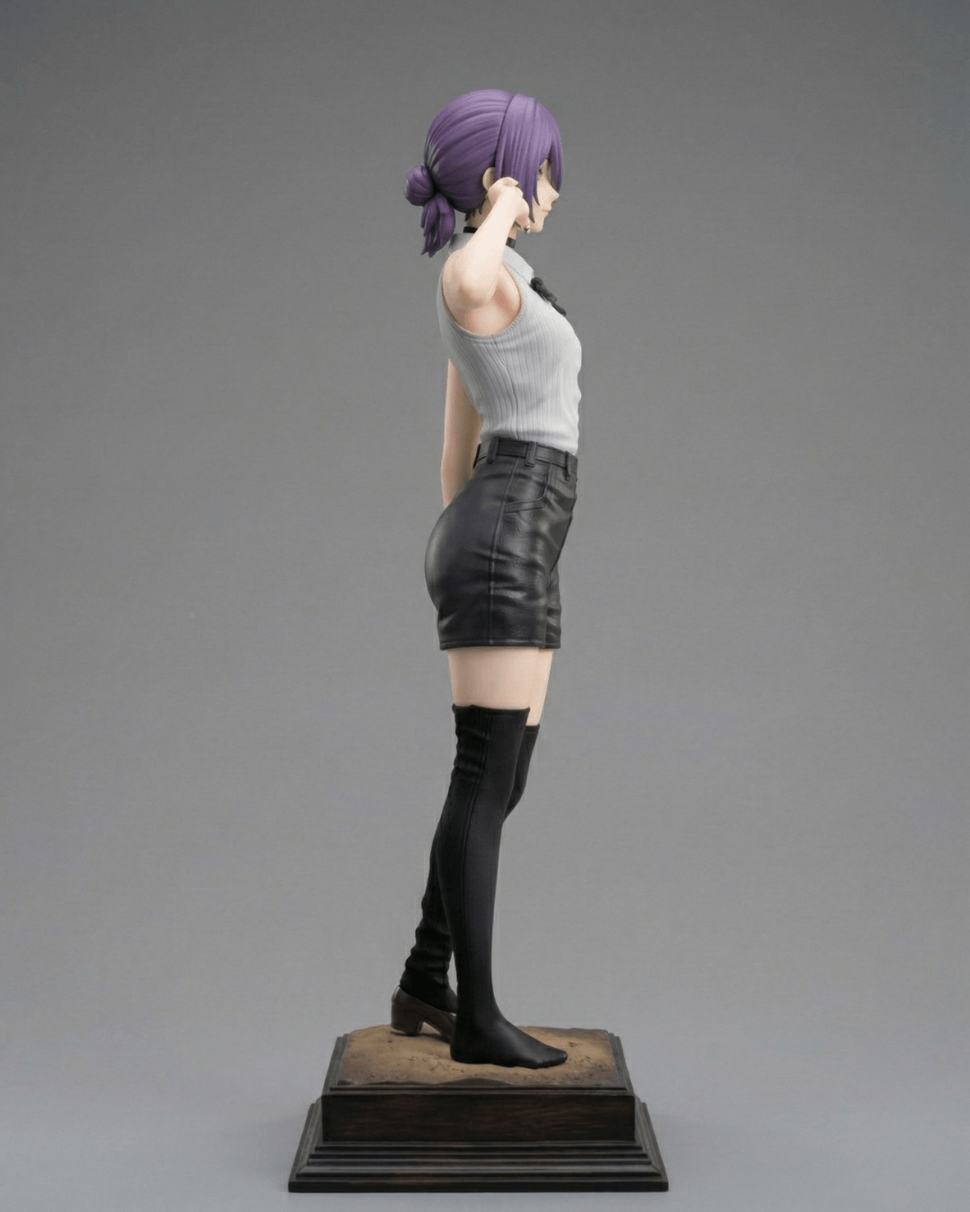 Chainsaw Man Anime Figure Violet Tempest 31cm (12.2") Collector Statue