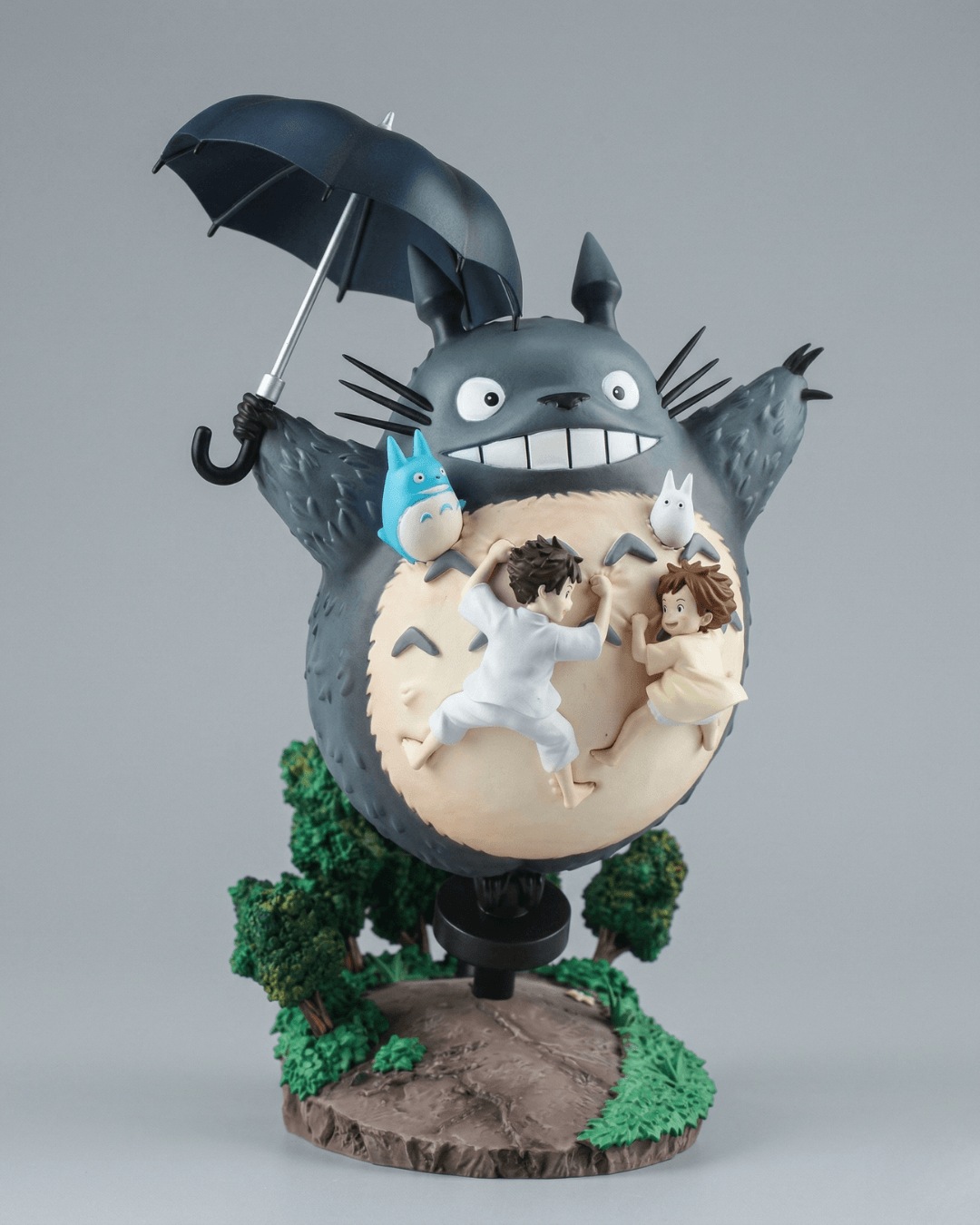 Studio Ghibli Totoro Anime Figure Great Forest Spirit Totoro 19cm (7.48") Collector Statue