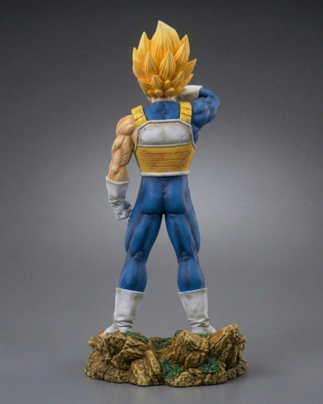 Dragon Ball Anime Figure Saiyan Warrior Vegeta 28cm (11") Collector Statue