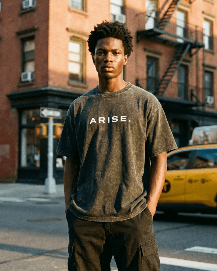 ARISE. T-SHIRT Solo Leveling - NOIR