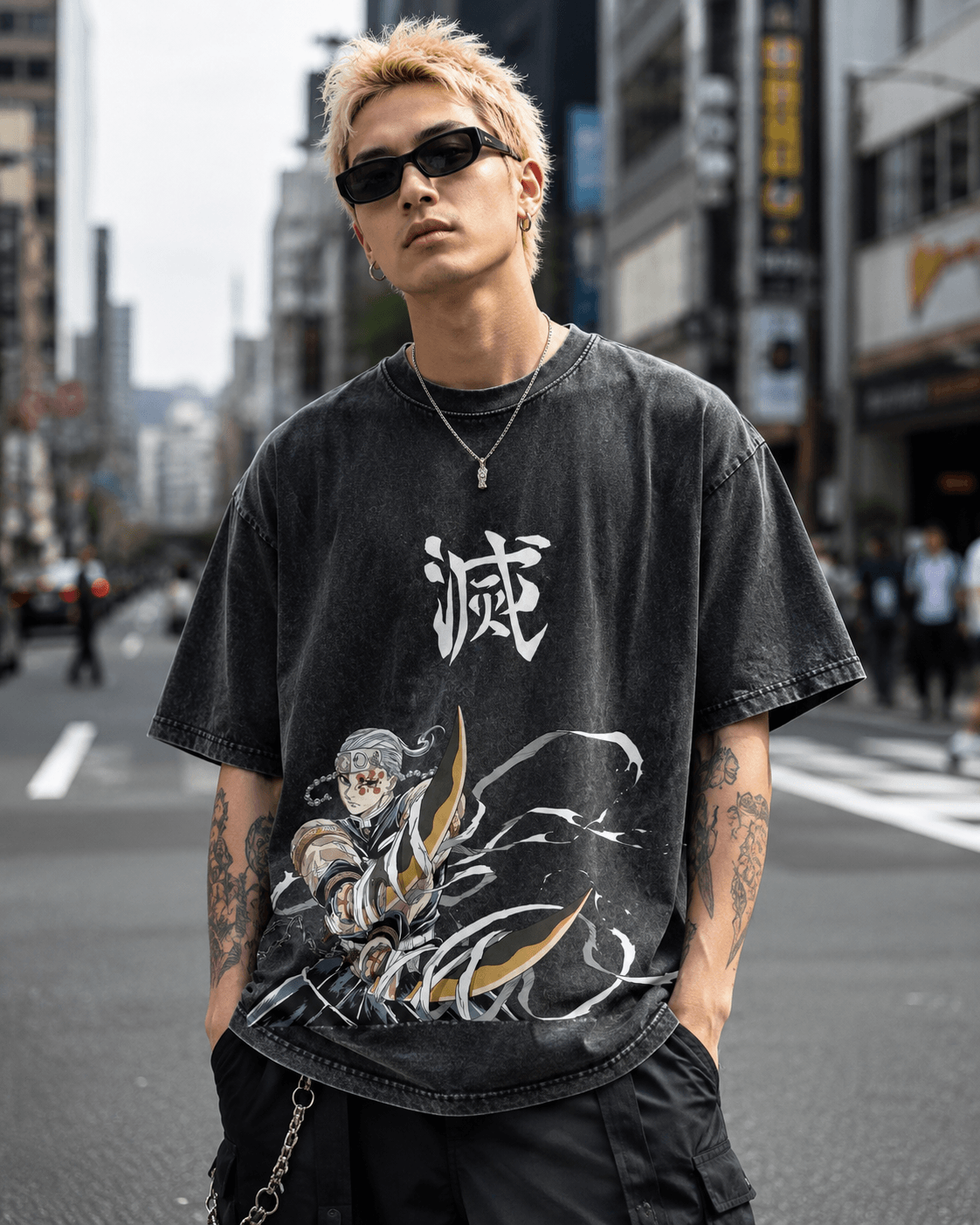 HIKO. Demon Slayer Uzui Tengen T-SHIRT - BLACK